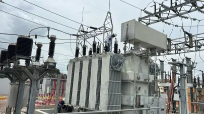 Edesur pone en operación transformador en subestación de Arroyo Hondo