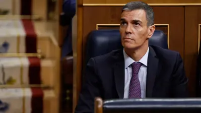 Ante el esc&aacute;ndalo en su partido, el presidente del Gobierno espa&ntilde;ol anuncia un plan anticorrupci&oacute;n