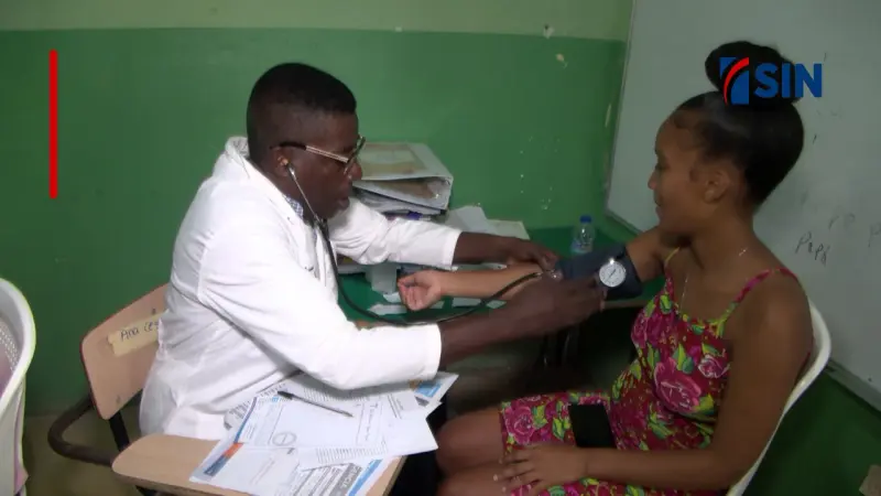 Grupo SIN lleva salud gratuita a Najayo Arriba en San Cristóbal con exitoso operativo médico