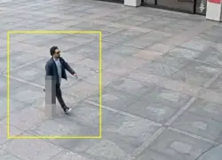 Revelan primeras imágenes del tirador de Nueva York, reportan que se suicidó tras atacar a un policía y civiles