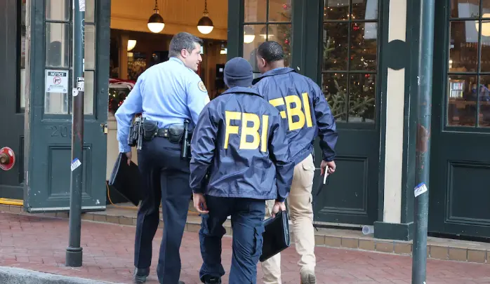 El Departamento de Justicia de EEUU desmanteló redes de abuso infantil en la dark web con más de 120.000 miembros