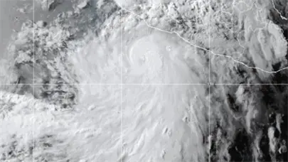 La tormenta Flossie se convierte en hurac&aacute;n cerca de las costas de M&eacute;xico