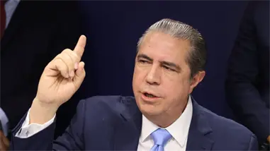 Francisco Javier García plantea alianzas con el sector privado para el desarrollo económico