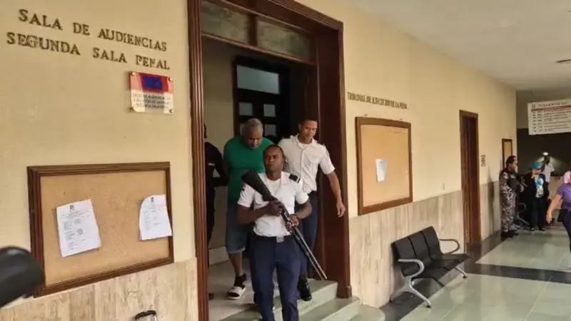 Garantía de 150 mil pesos a hombre acusado de hacerse pasar como periodista