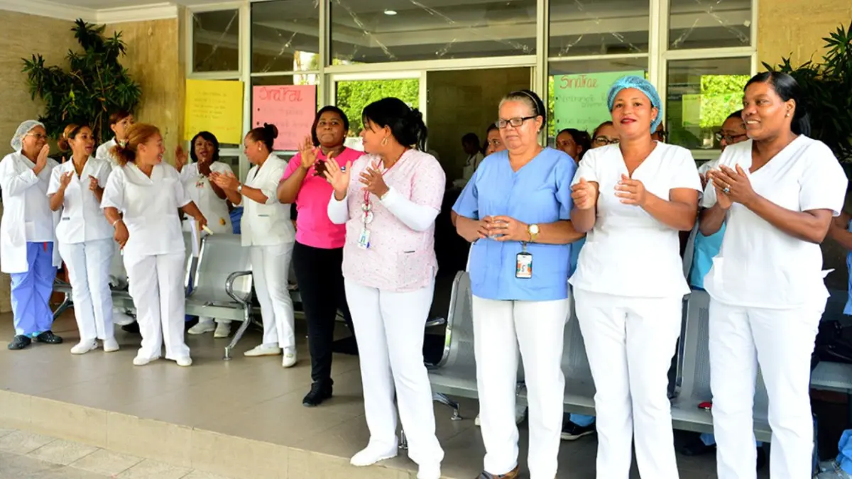 Gremios de enfermerías anuncian paros regionales en demanda de mejoras laborales