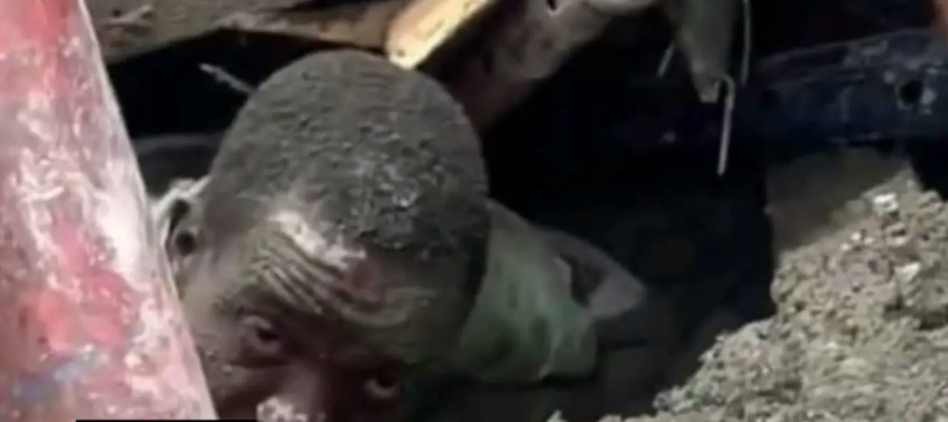 Colapso de edificio en construcción deja muertos y heridos en Haití