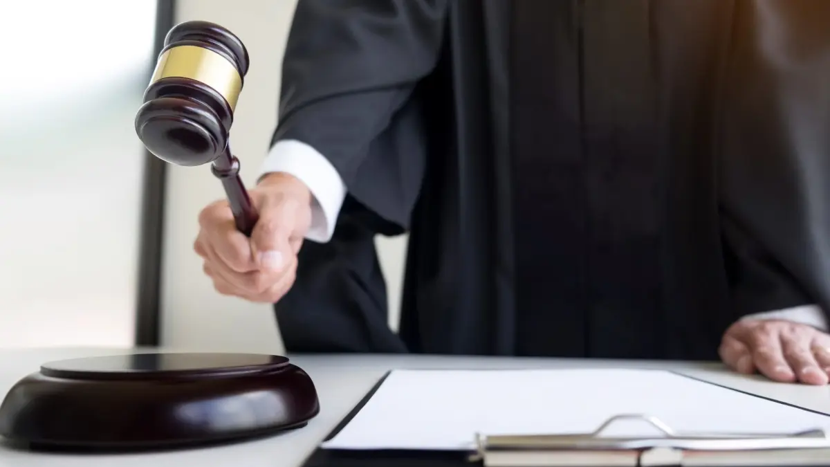 Pareja que explotó sexualmente a mujeres y adolescentes fue condenada a 20 y 15 años de prisión