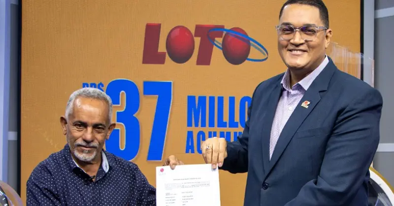 Leidsa entrega certificado ganador de 37 millones del Loto