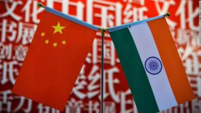 India pide a China cooperar en materia hidrol&oacute;gica y comercio para continuar su desescalda