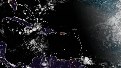 Onda tropical provocar&aacute; aguaceros y tronadas aisladas, dice Indomet