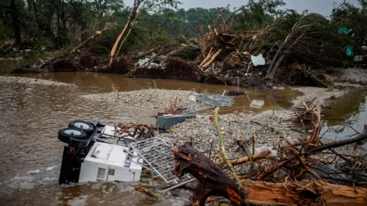 Inundaciones en Texas dejan 68 muertos, entre ellos 15 niños