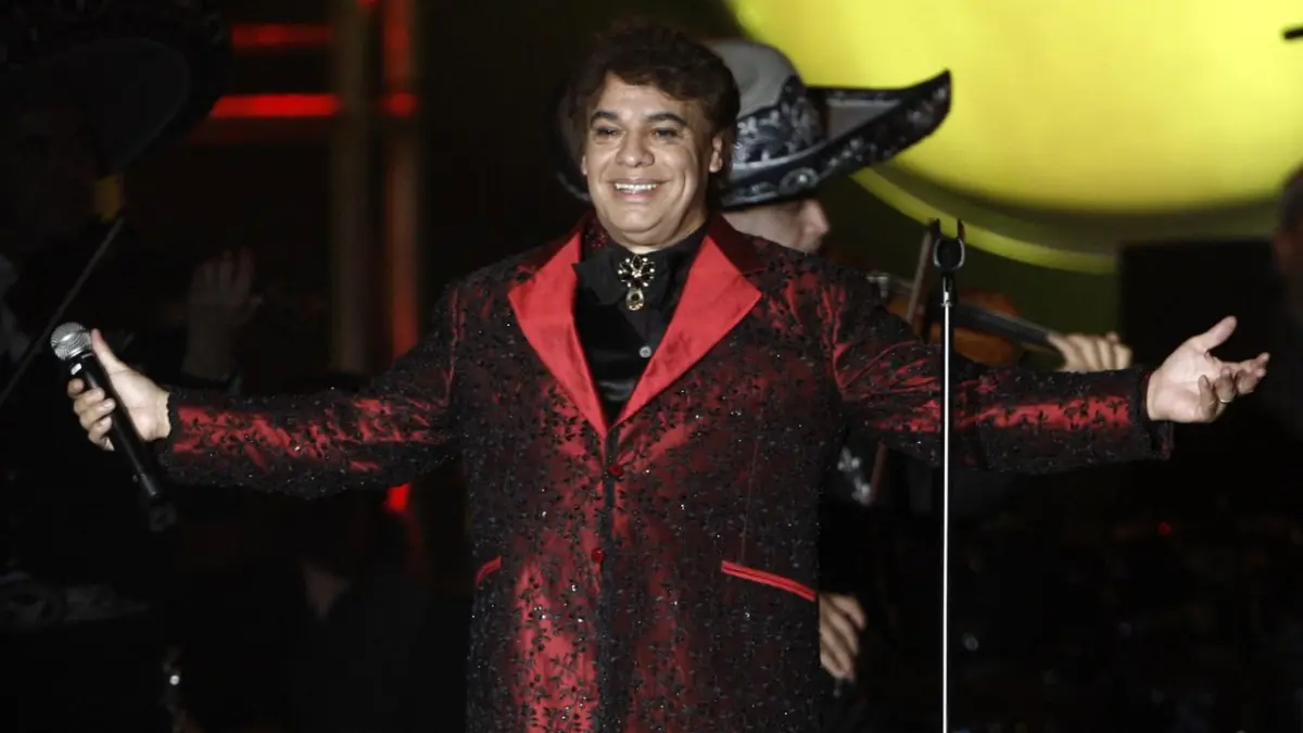 Lanzan Nunca había amado así, el sencillo con grabaciones inéditas de Juan Gabriel
