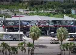 Estafa en dealers de vehículos deja a compradores sin documentos, sin dinero y sin respuestas