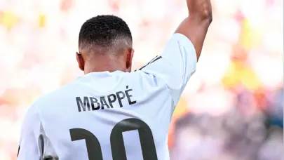 Kylian Mbapp&eacute; ya es el 10 del Real Madrid