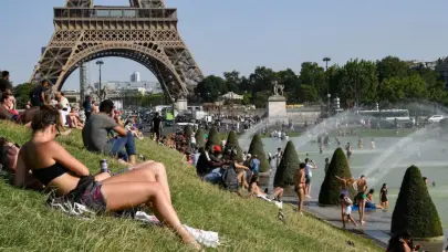 La ola de calor pone en alerta roja a Par&iacute;s y cierra escuelas en Europa