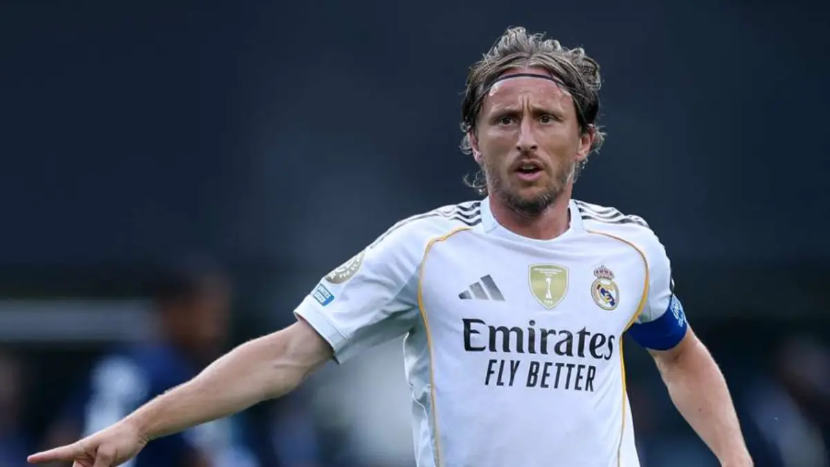 Luca Modric vestirá el 14 con el Milán hasta el 2026 con opción de quedarse un año más