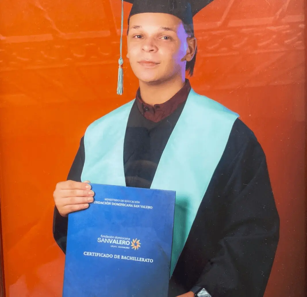 Lo mataron por su carro: Abuela de joven asesinado exige justicia