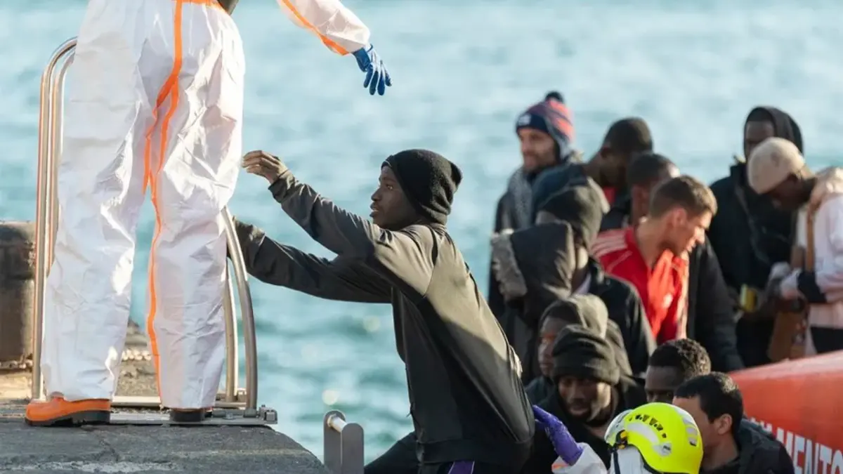 Las llegadas irregulares de migrantes a España caen cerca de un 28% respecto al 2024