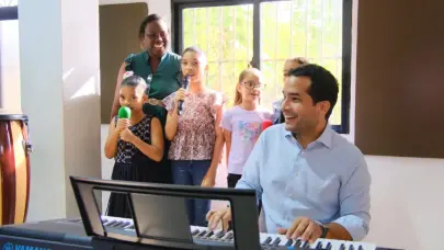 Omar Fernández impulsa arte y cultura en barrios del Distrito Nacional