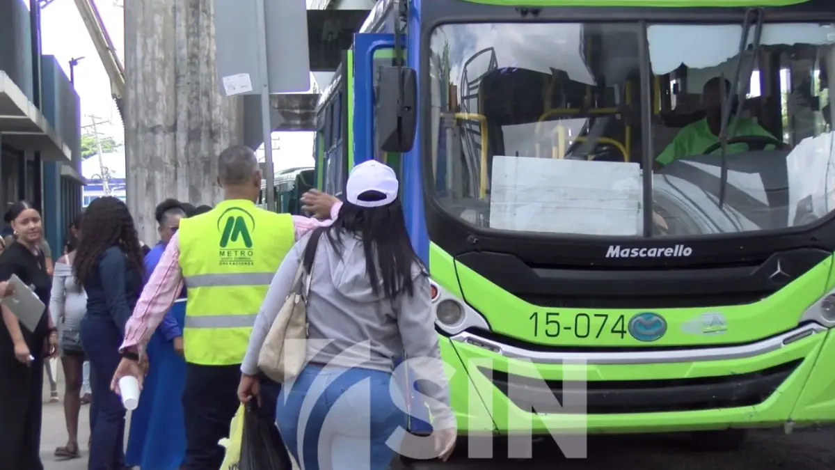 Tránsito más fluido en SDN tras segundo día de cierre de estaciones del Metro
