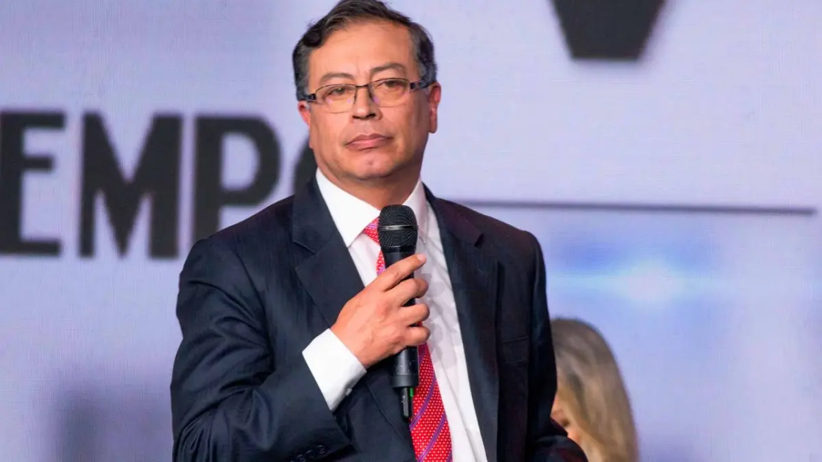 El presidente de Colombia considera que hay presiones a la justicia ante el inminente fallo del juicio a Álvaro Uribe