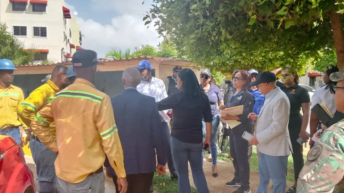 PGASE desmantela conexiones eléctricas ilegales en Ciudad Juan Bosch