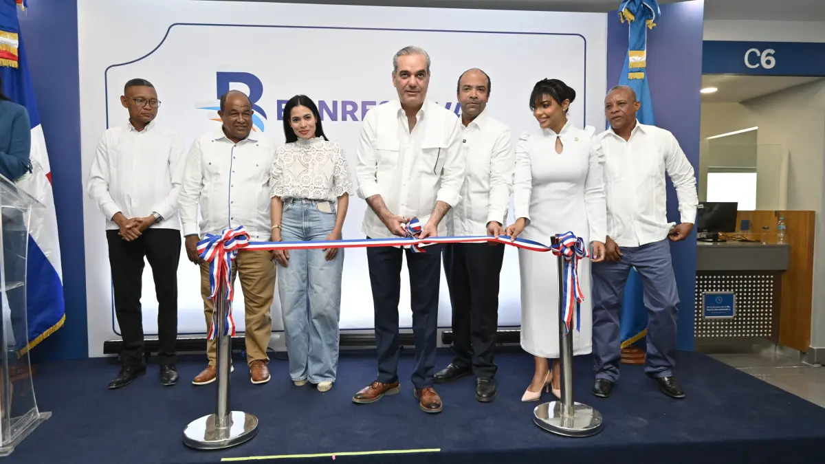 Banreservas inaugura una oficina en la Bahía de Manzanillo