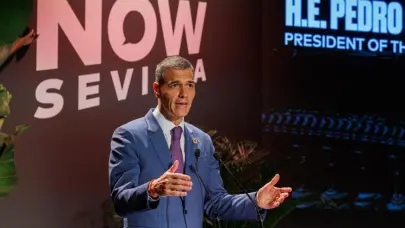 Que los billonarios paguen más: La llamada de Conferencia de Sevilla para el fin de pobreza