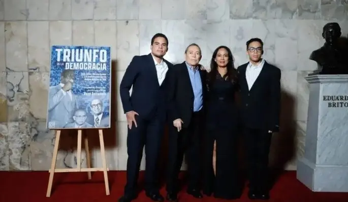 El documental El Triunfo de la Democracia de René Fortunato llega a los cines este jueves 10