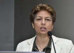 Rosario Espinal advierte sobre riesgo de división al PRM por candidaturas anticipadas y llama al presidente a asumir su responsabilidad