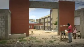 ¡Sin cupo y a semanas del inicio de clases! Familias denuncian crisis de espacio en escuelas públicas