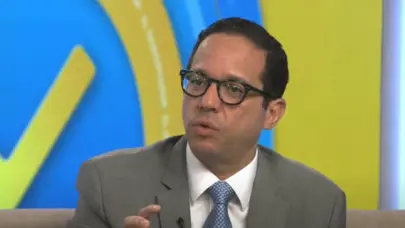 Ministro Freund destaca avances en escalonamiento de horarios y modernización del servicio público