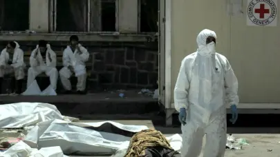 En la morgue de Sueida, decenas de cadáveres esperan a ser identificados