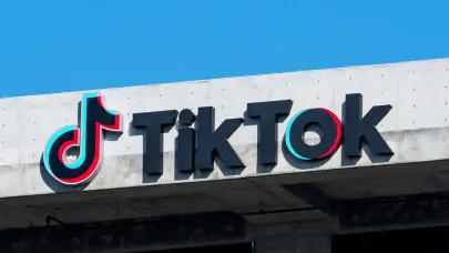 Los moderadores de Tiktok en Alemania alertan sobre despidos a causa de la IA