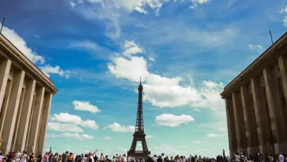 Batalla de temperaturas máximas en Europa y cierre parcial de Torre Eiffel estrenan julio