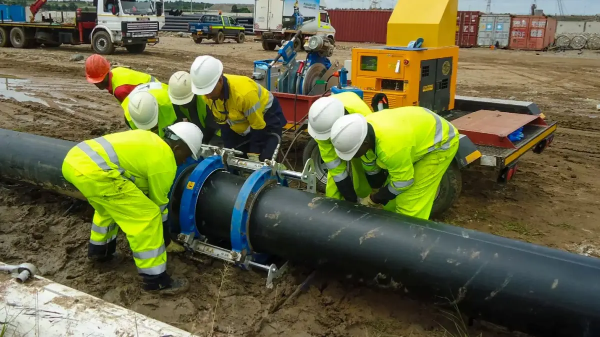 Ejército israelí anuncia la construcción de una tubería para enviar agua de Egipto a Gaza