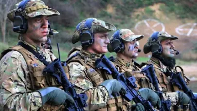 Turquía advierte que intervendrá en Siria si ve riesgo de partición del país