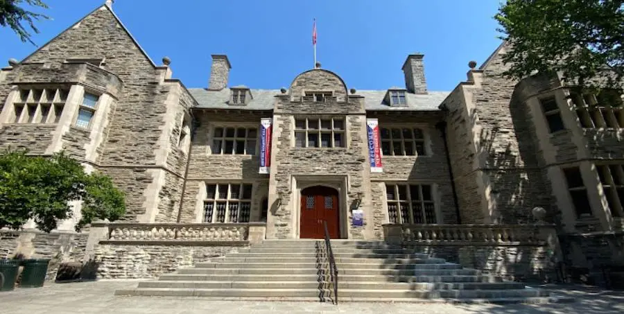 Universidad de Pensilvania vetará a atletas trans en deportes femeninos tras investigación