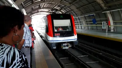 Usuarios del Metro advierten impacto econ&oacute;mico y temen por su seguridad ante suspensi&oacute;n parcial del servicio