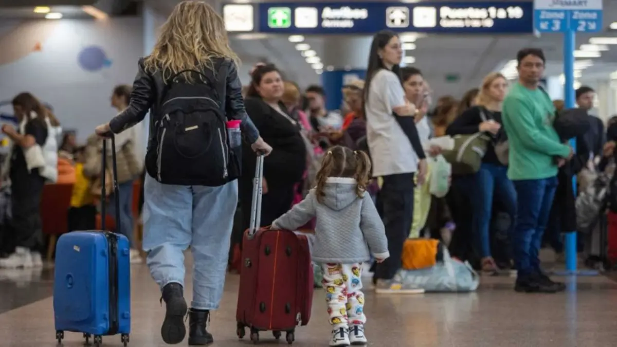 Las visitas de extranjeros a Argentina cayeron un 21 % interanual en junio