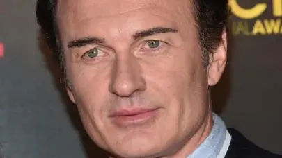 Fallece Julian McMahon, villano de ‘Los 4 Fantásticos’ y estrella de ‘Nip/Tuck’, a los 56 años