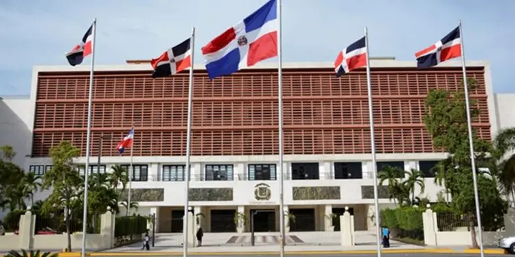 Comisión acelera los avances para reformar el Código Penal