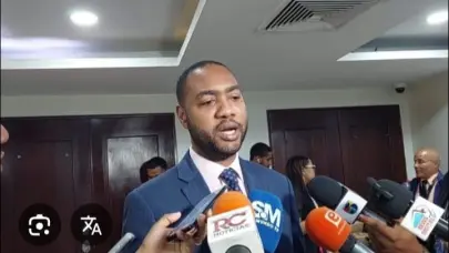 Dirigente FP denuncia desabastecimiento y abandono Farmacias del Pueblo