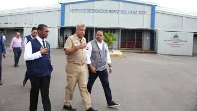 Defensor del Pueblo inspecciona centro de detención migratoria de Haina