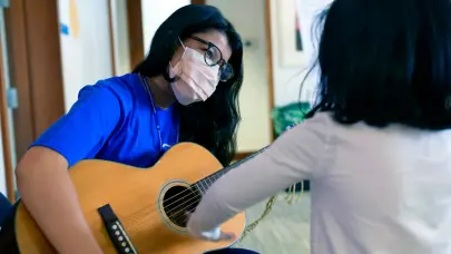 Musicoterapia es efectiva como tratamiento para la ansiedad causada por el cáncer