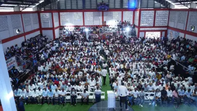 Víctor D´Aza aspirante a la presidencia recibe respaldo del Movimiento Primero la Base del PRM