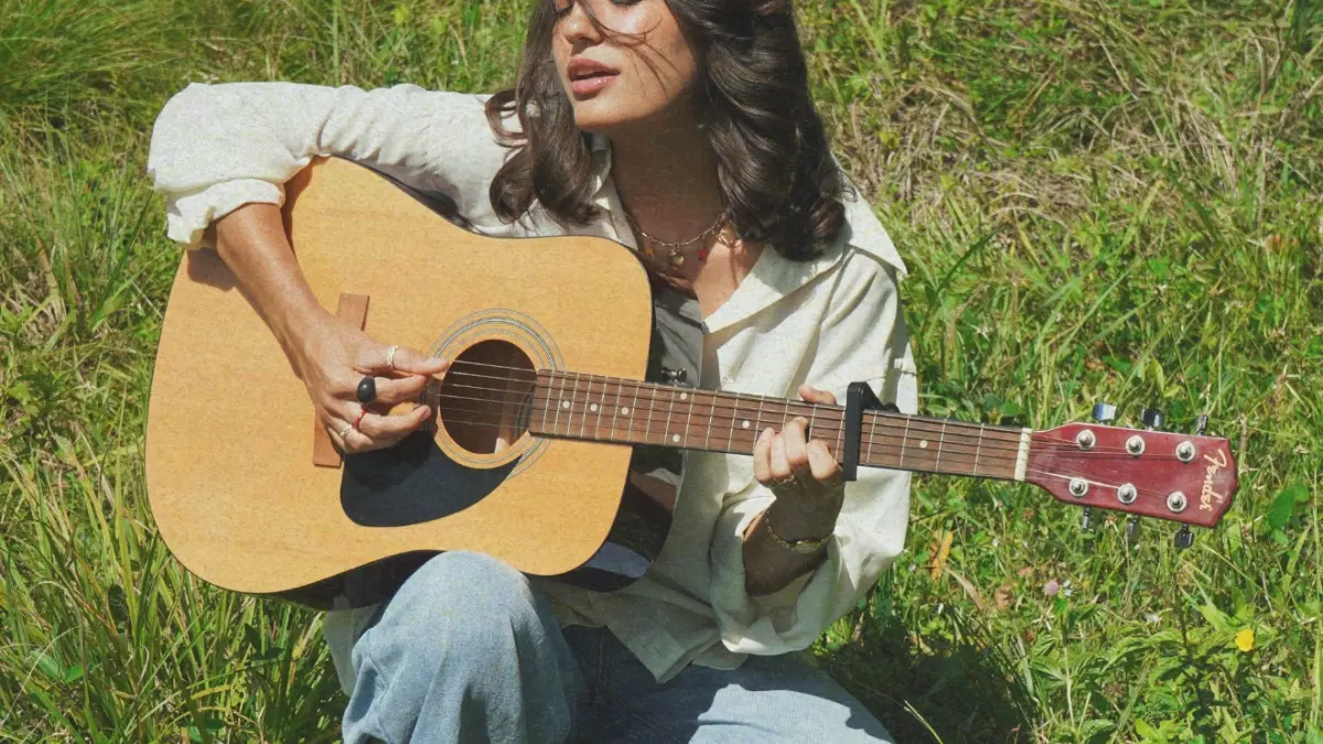 María Cerdeiros se reinventa con “Vuelves a mí”