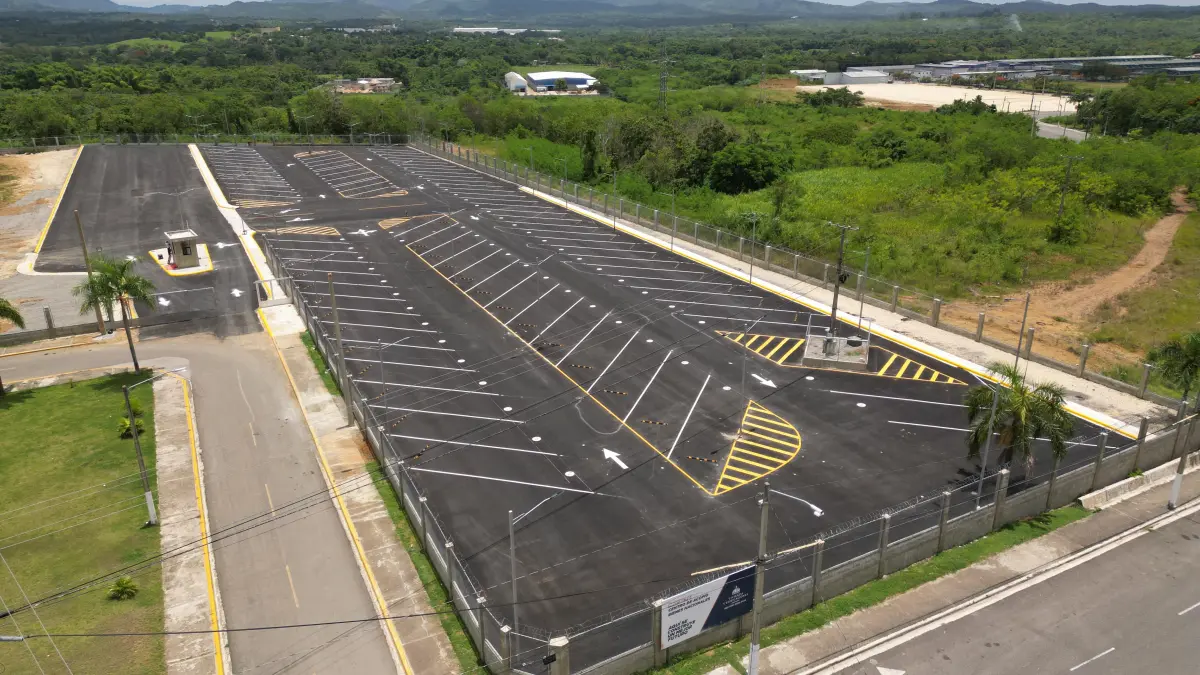MIVED entrega Centro de Acopio para Bienes Nacionales en Santo Domingo Oeste