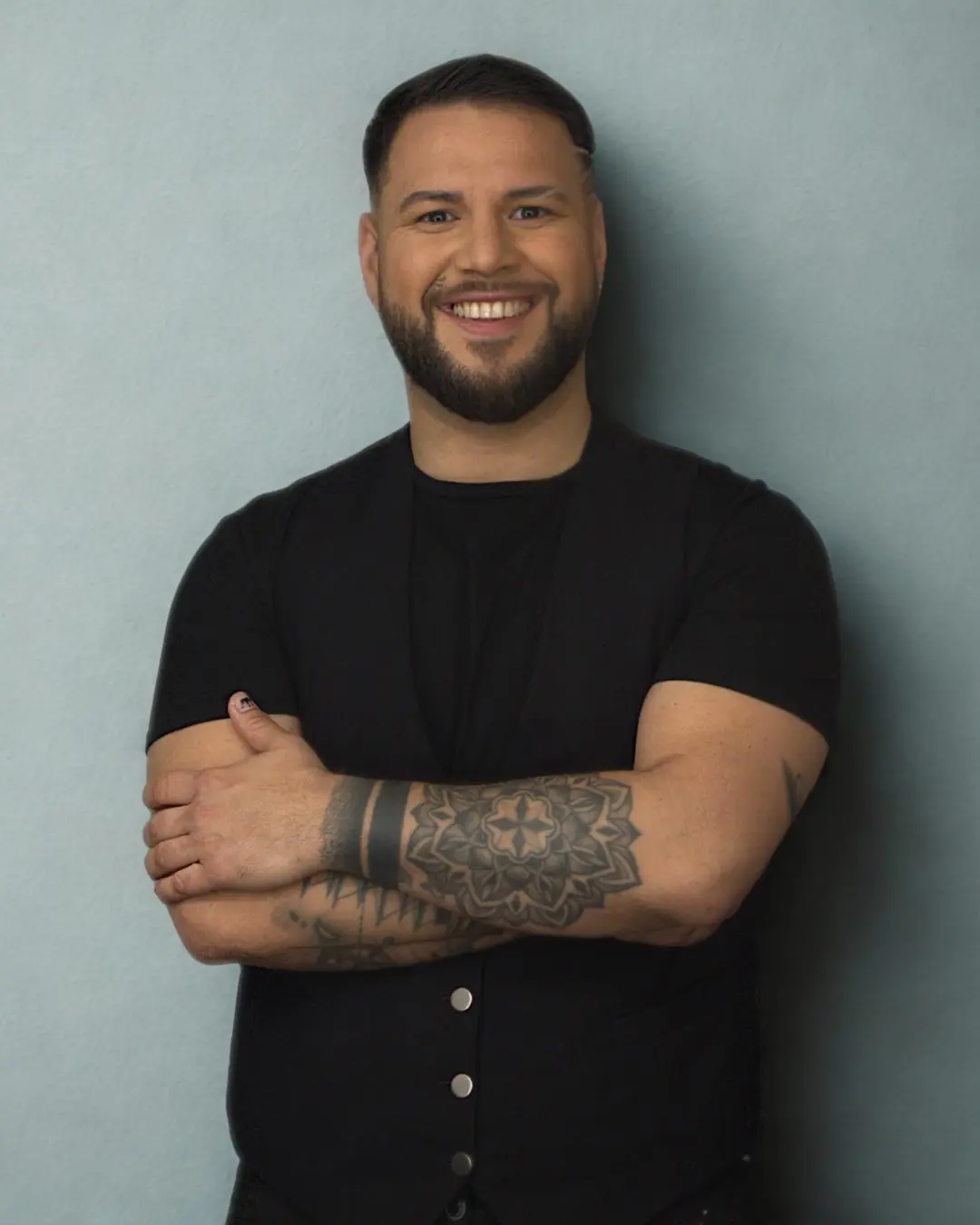 Facu Martínez lanza “Usted se me llevó la vida” y presenta su música original