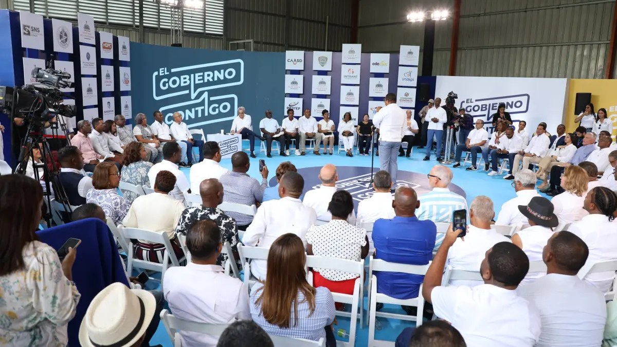 Gobierno Contigo impacta a más de 16 mil personas, en una jornada encabezada por el presidente Abinader, en el municipio de Guerra